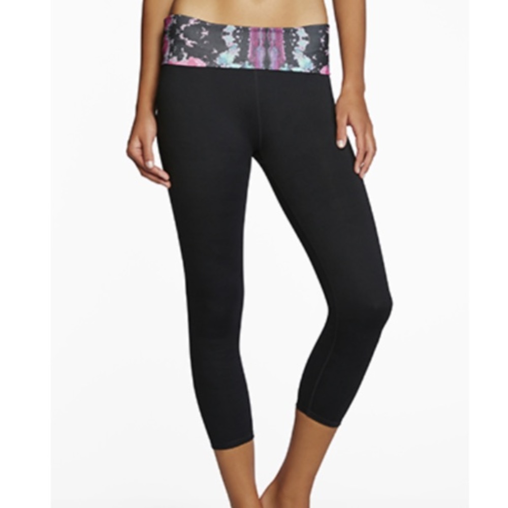 Fabletics capri leggings